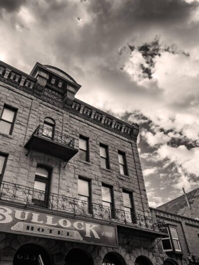 Image of the Bullock Hotel in Deadwood