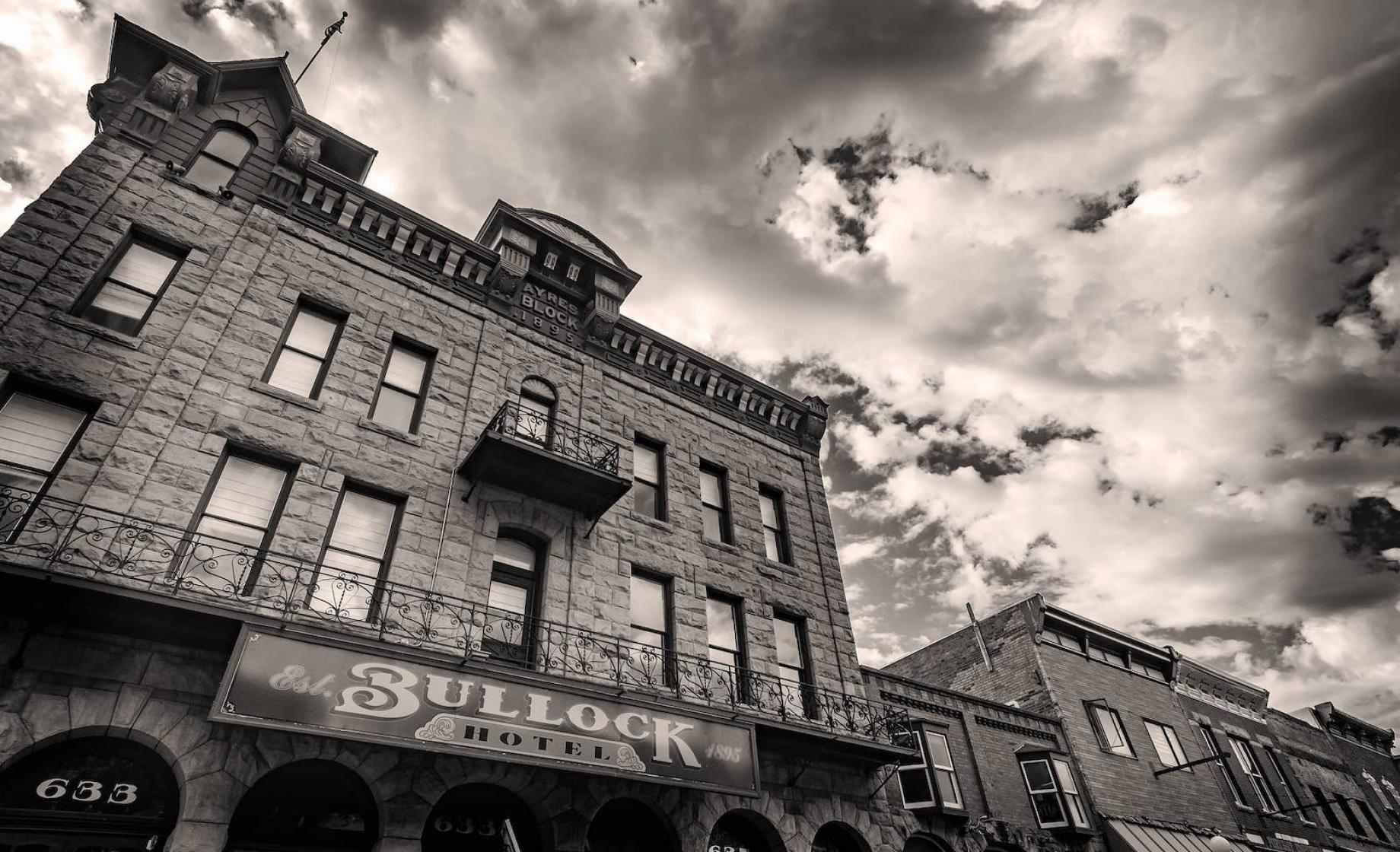 Image of the Bullock Hotel in Deadwood