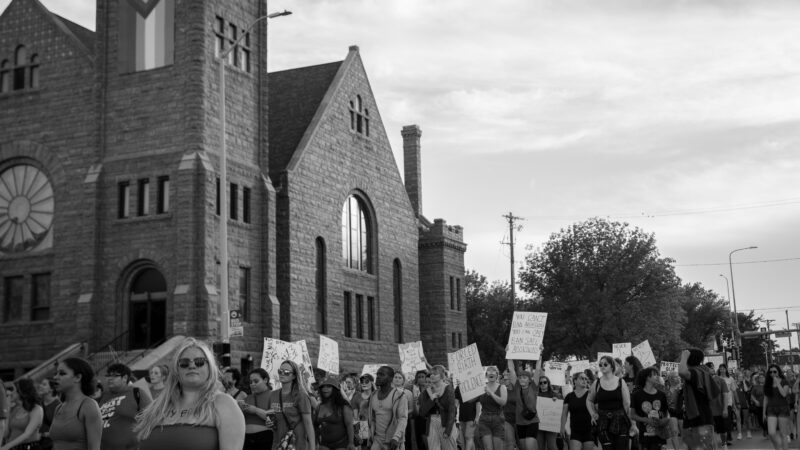 Image of people protesting